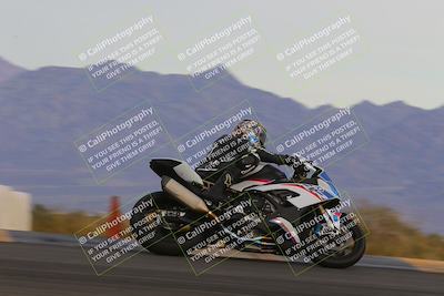 media/Dec-17-2022-SoCal Trackdays (Sat) [[224abd9271]]/Turn 9 Side (245pm)/